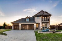 Building Photo - 2643 Perdenales Dr