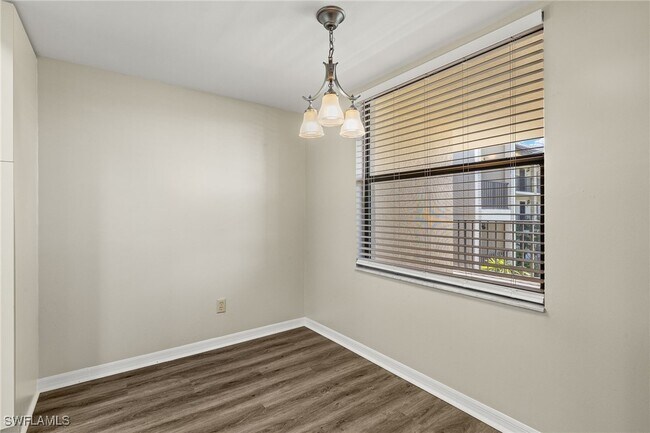 Building Photo - 12581 Kelly Sands Way