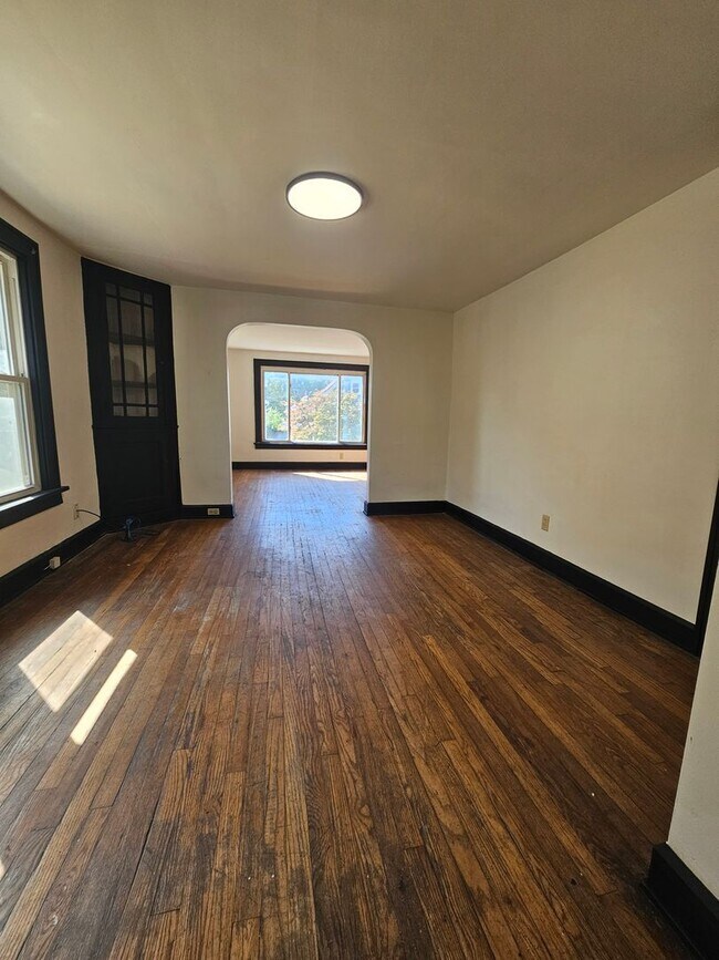 Building Photo - 7610 Dearborn Ave