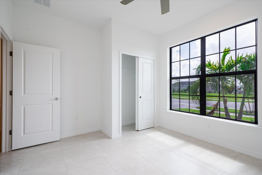 Building Photo - 2357 Gabel Oak Dr