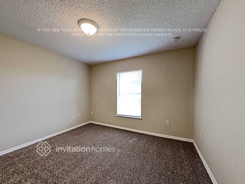 Building Photo - 919 Amboise Ln