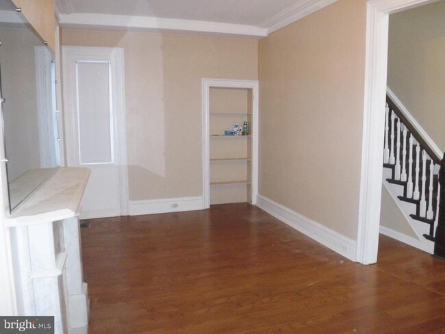 Building Photo - 540 George St