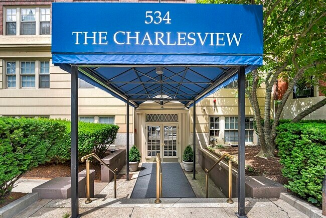 Building Photo - 534 Beacon St