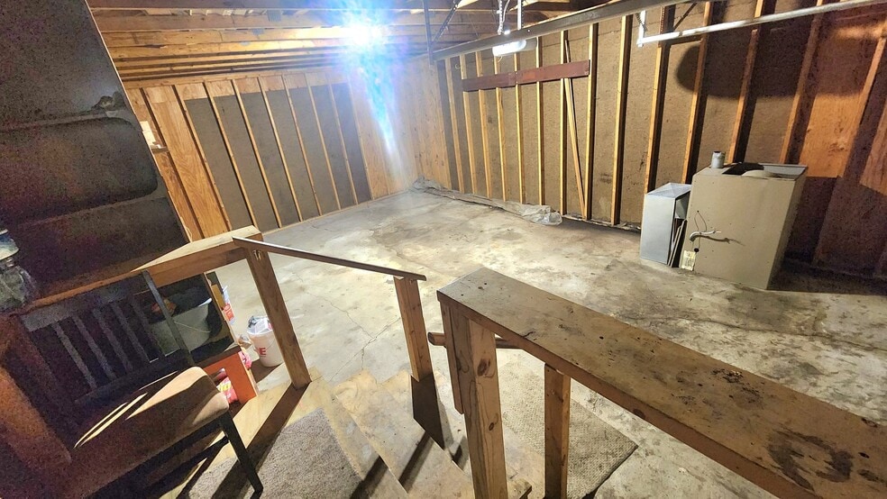 Building Photo - 1036 Forest Ave