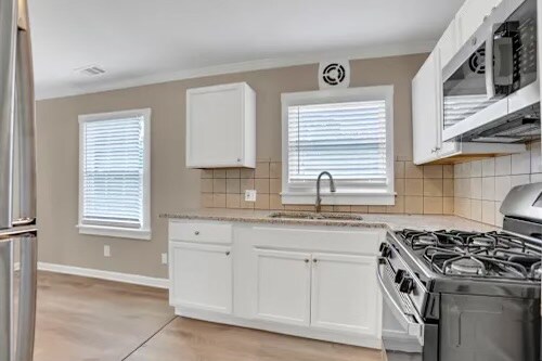 Building Photo - 5636 Santa Monica 33# Dr