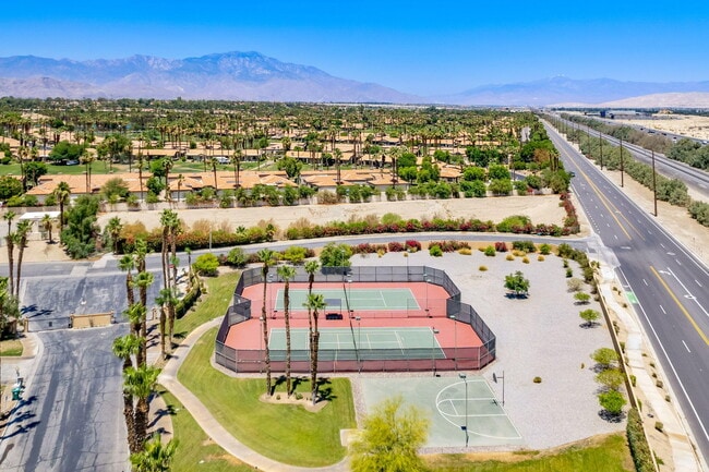 Building Photo - 76941 Coventry Cir