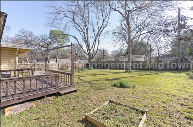 Building Photo - 1500 Sherman St