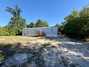 Building Photo - 3 bedroom 2 bath