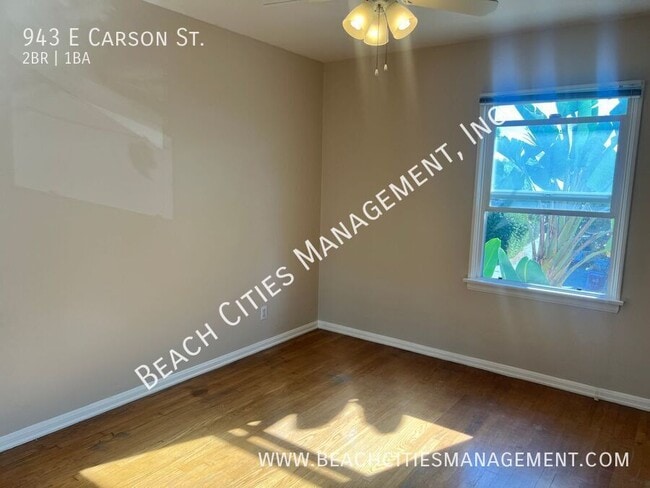 Building Photo - 943 E Carson St