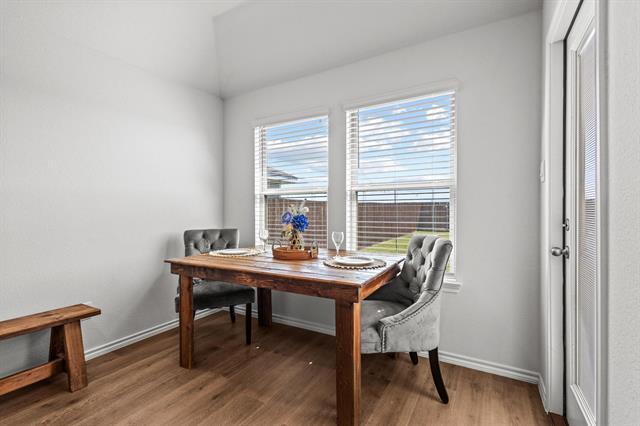 Building Photo - 120 Creek End Dr