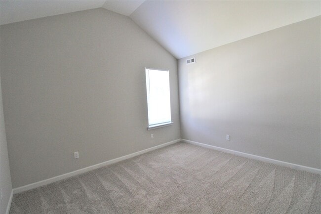 Building Photo - Beautifully Remodeled Two-Story Home in Ch...