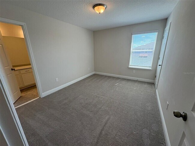 Building Photo - 15833 Marina Bay Dr