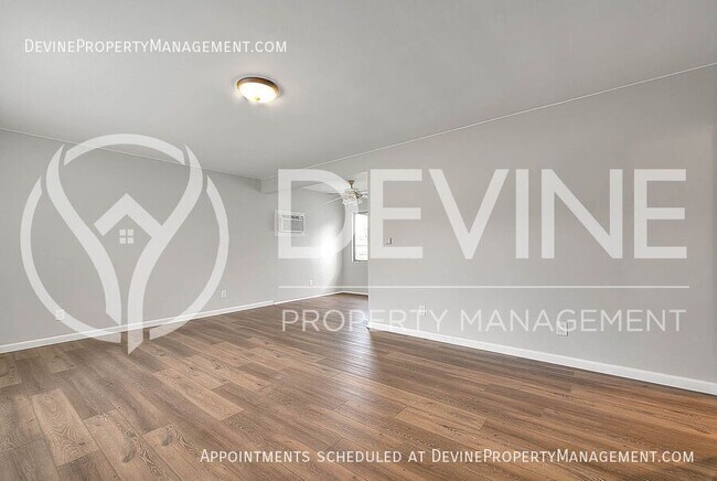 Building Photo - 1005 W. F. St-