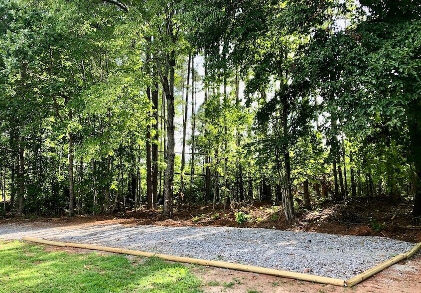Building Photo - 932 Solen Williams Rd