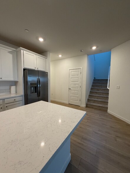 Building Photo - 5348 Liberty Ship Wy