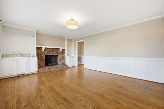 Building Photo - 3 bed 2.5 Bath Just Outside Buies Creek