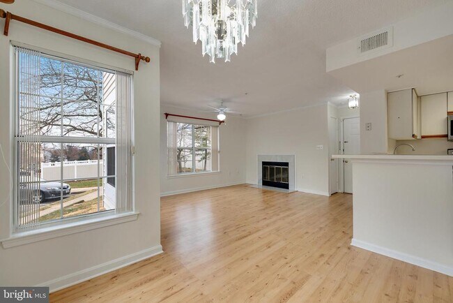 Building Photo - 14229 Bowsprit Ln