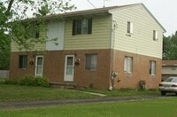 Building Photo - 4366 Elmhurst Dr