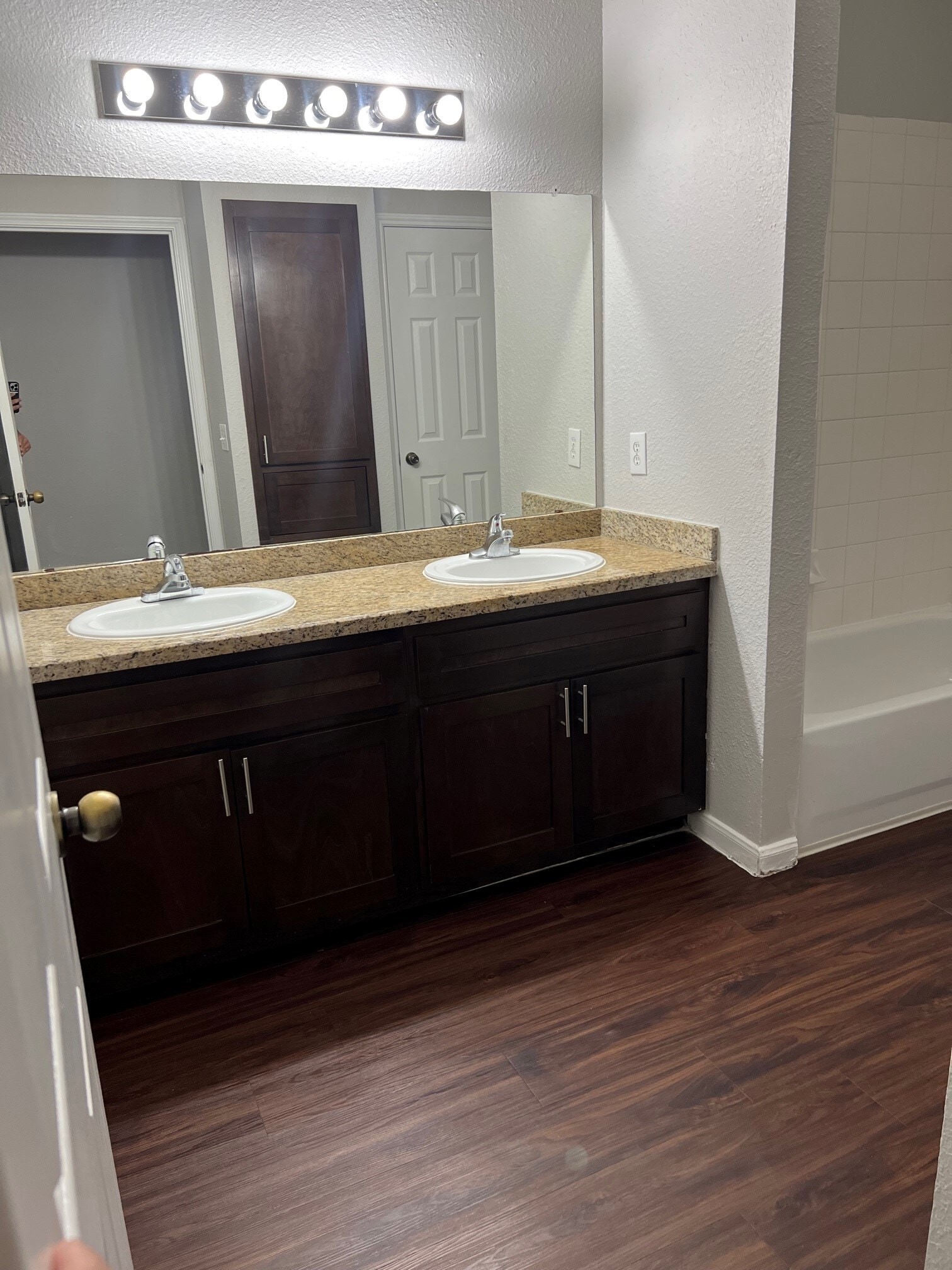 bathroom - Windsor Place