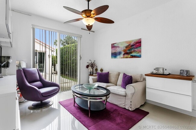 Building Photo - 8270 Spyglass Dr