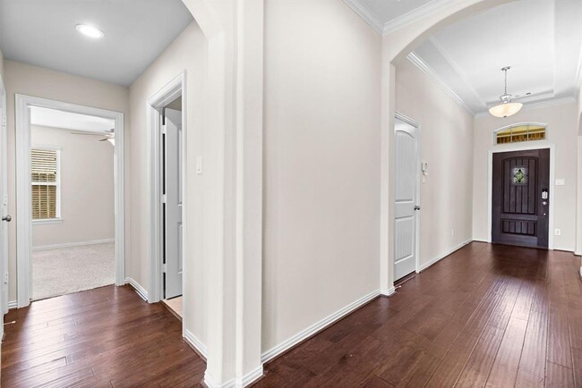 Building Photo - 15619 Windsor Bluff Dr