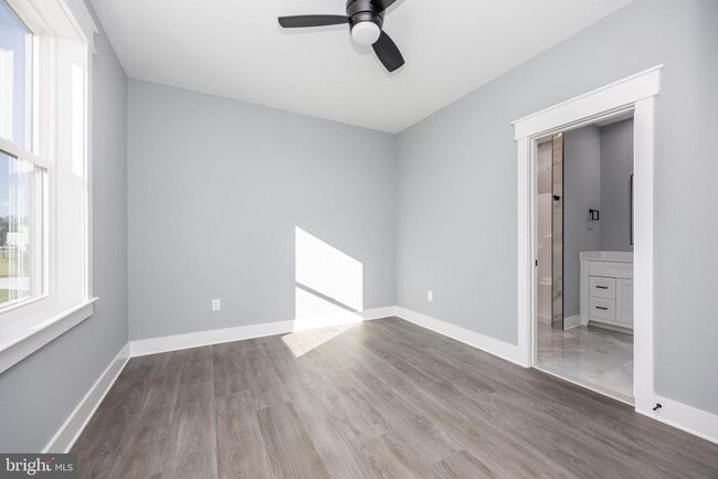 Building Photo - 5692 King Stuart Dr