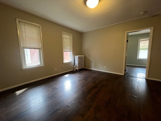 Building Photo - 1092 Edgerton St