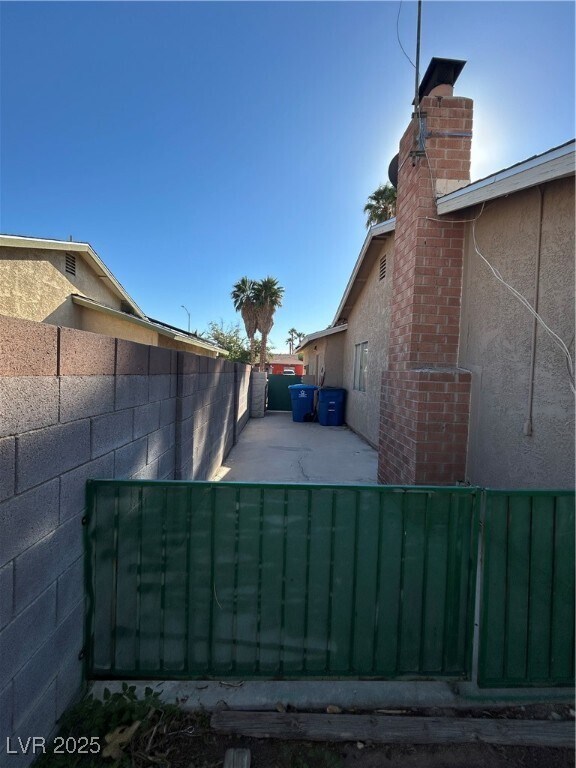 Building Photo - 6236 Silverfield Dr