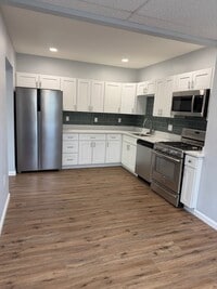 Building Photo - 4111 Harvey Ave