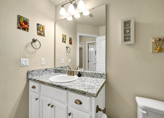 Building Photo - 3639 Ranch Dr