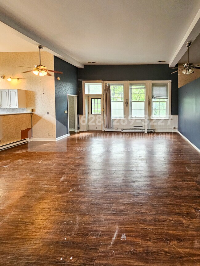 Building Photo - 50 Jackson St