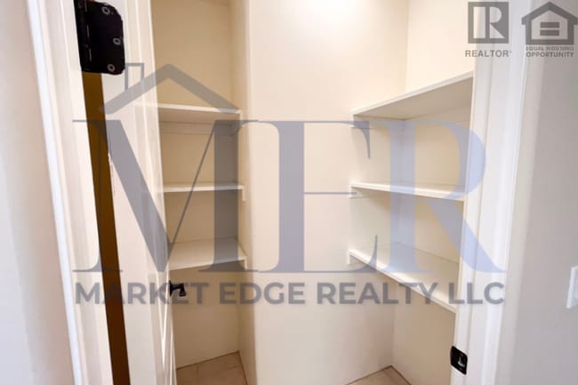 Building Photo - 3Bed/2.5Bath Townhouse in Carefree! $4499 MOVE-IN SPECIAL! Move-In Ready on 04/09/2026!