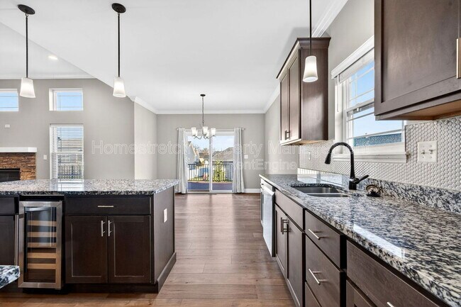 Building Photo - 4 Arancio Ct