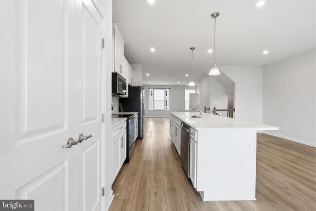 Building Photo - 8718 Stevenson Ln