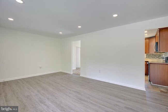 Building Photo - 6417 Kaine Dr