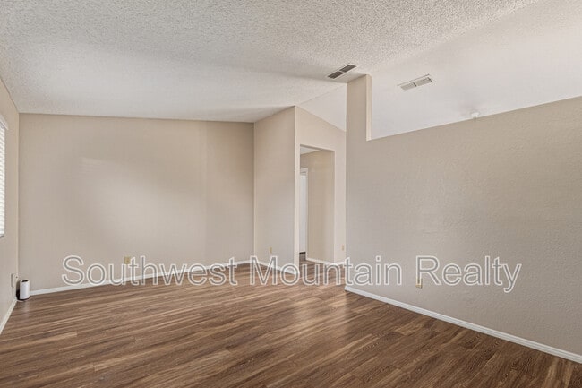 Building Photo - 4744 E Camino St