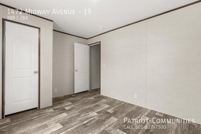 Building Photo - 1472 Midway Ave