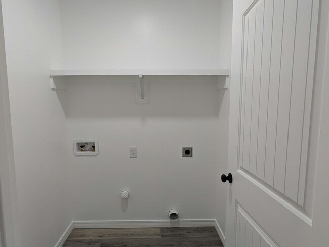 Building Photo - 1119 Caprock St