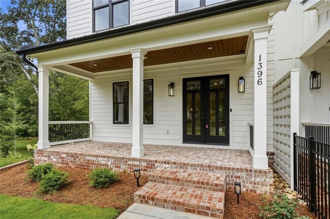 Building Photo - 1396 Old Magnolia Way