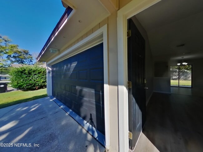 Building Photo - 3240 Avocet Ln