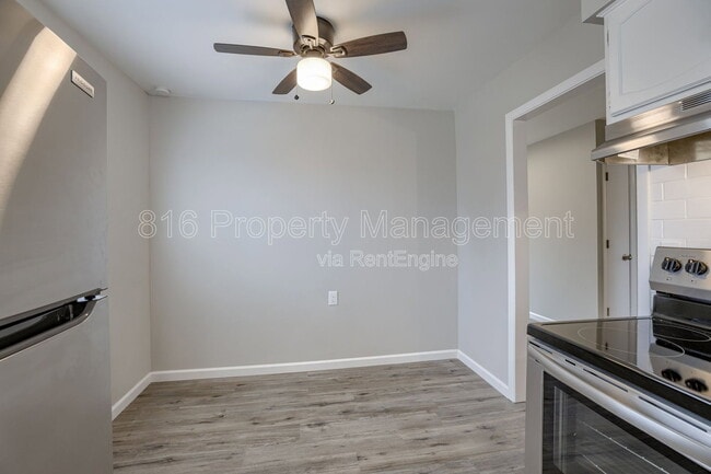 Building Photo - 1103 E Sea Ave
