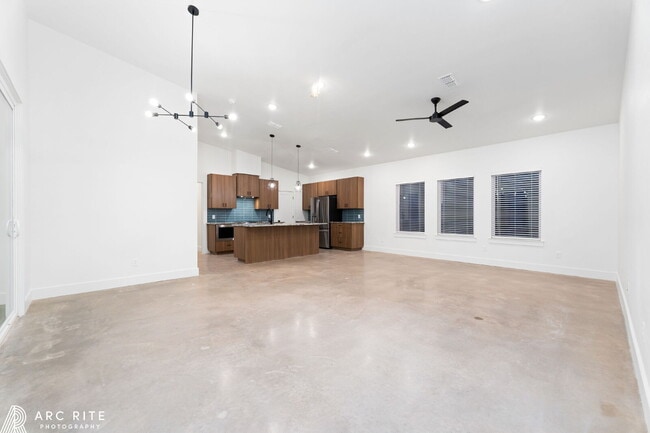 Building Photo - Pre-Leasing Fall of 2026!! Luxury Homes!!