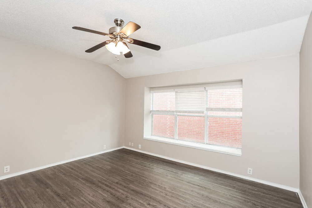 Building Photo - 2528 Tar Heel Dr