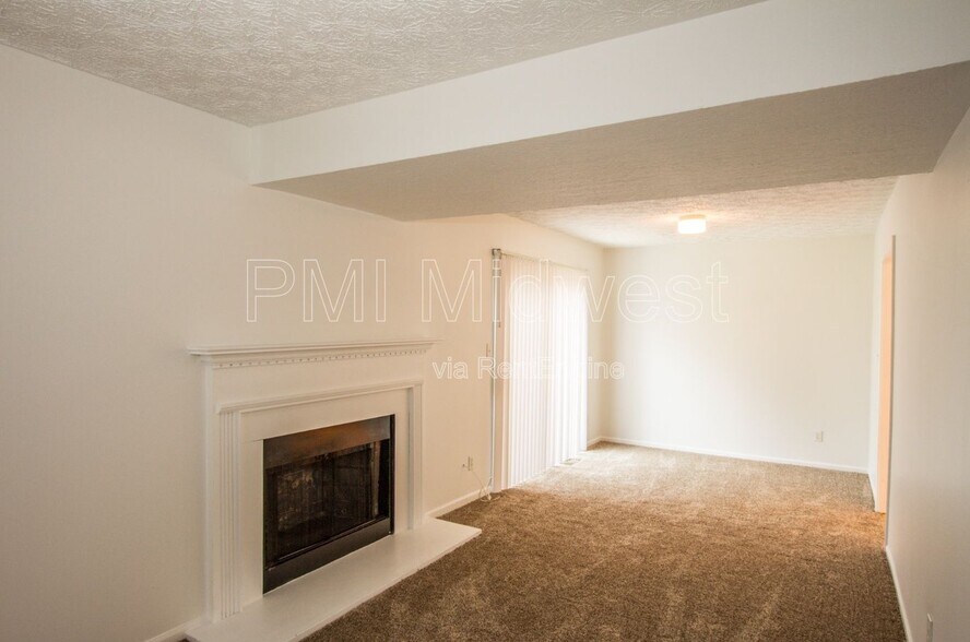 Building Photo - 1838 Keystone Lakes Dr