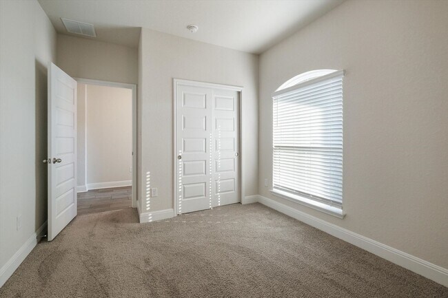 Building Photo - 29563 Dusty Copper