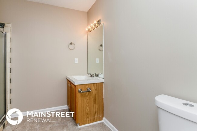 Building Photo - 2716 Brenston Dr