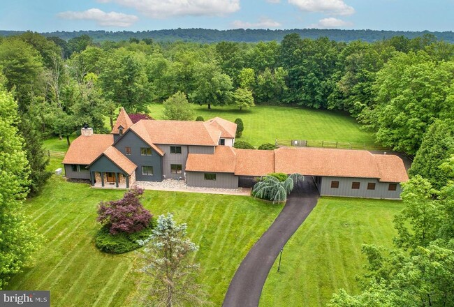 Primary Photo - 125 Edison Furlong Rd