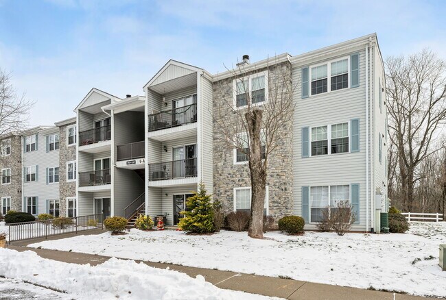 Building Photo - 197 Robertson Way