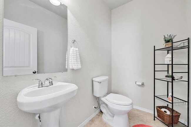 Building Photo - 712 Whitemarsh Dr