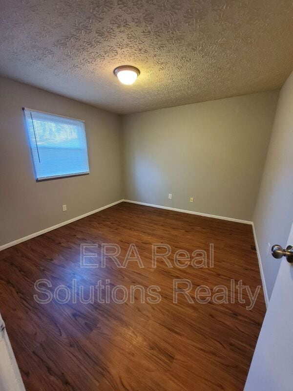 Building Photo - 3475 Courtright Ln